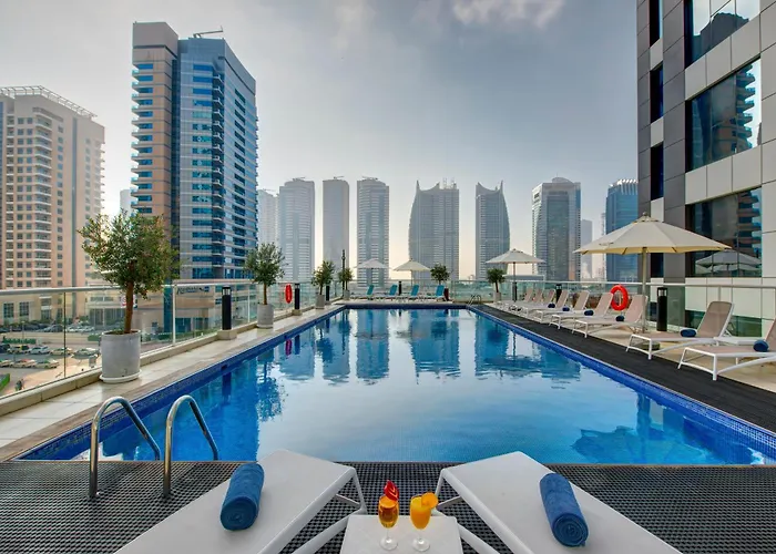 Royal Regency Suites MarinaAparthotel